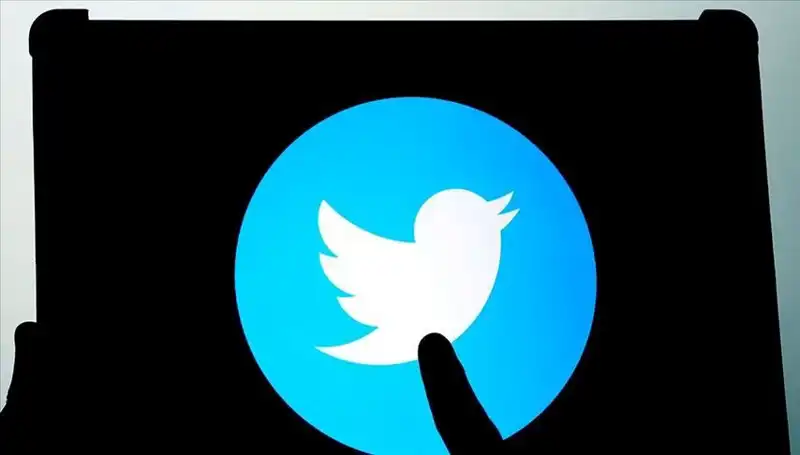 Twitter (X) Kullanıcıları Şokta: Platform Çökmüş Olabilir mi?