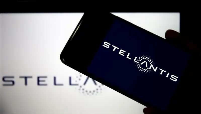 Stellantis'in Fabrika Kapanmaları Olacak mı? Endişeler Artıyor!