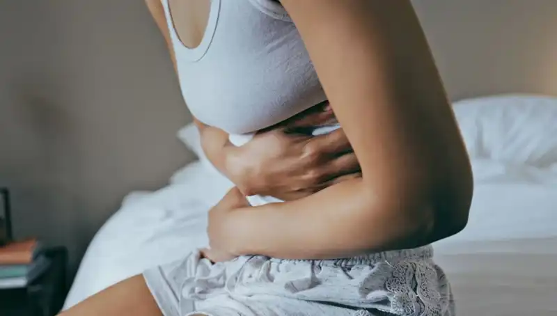 22 Yaşında Bağırsak Kanseri Teşhisi: Görmezden Gelinen Belirti Ne Kadar Tehlikeli?