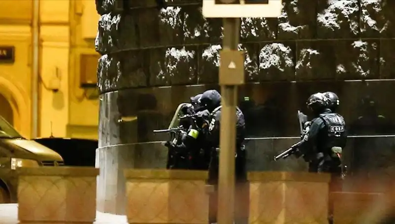 Rusya’da Silahlı Saldırı: Çatıdan Rastgele Ateş Açan Şüpheli Yakalandı