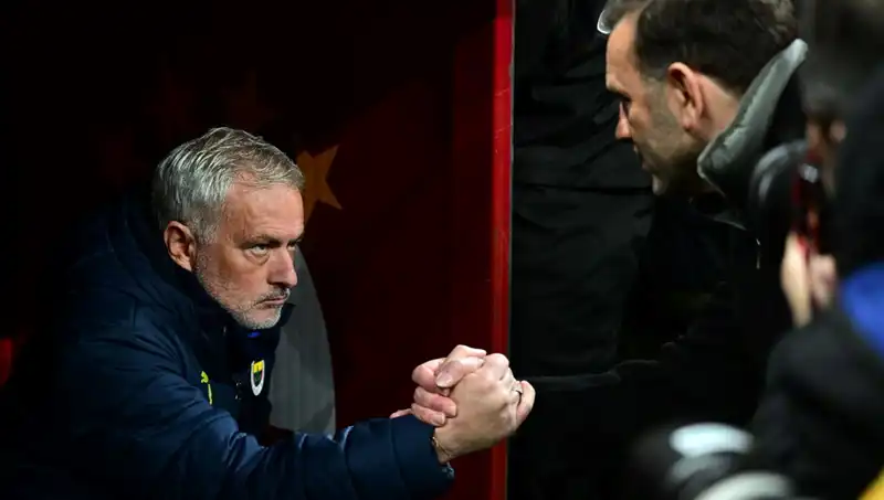 : Mourinho ve Buruk'un Derbi Rekabeti: 3. Karşılaşmaya Geri Sayım