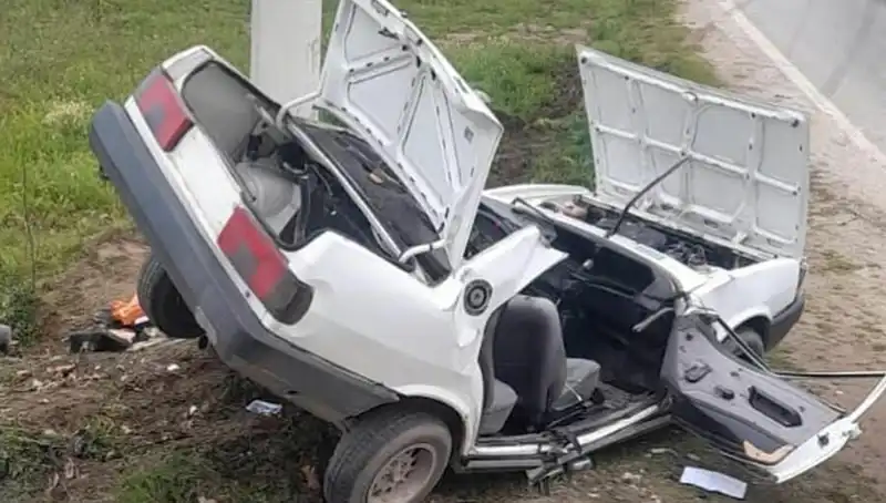 İzmir'de Feci Kaza: İki Genç Kuzen Hayatını Kaybetti