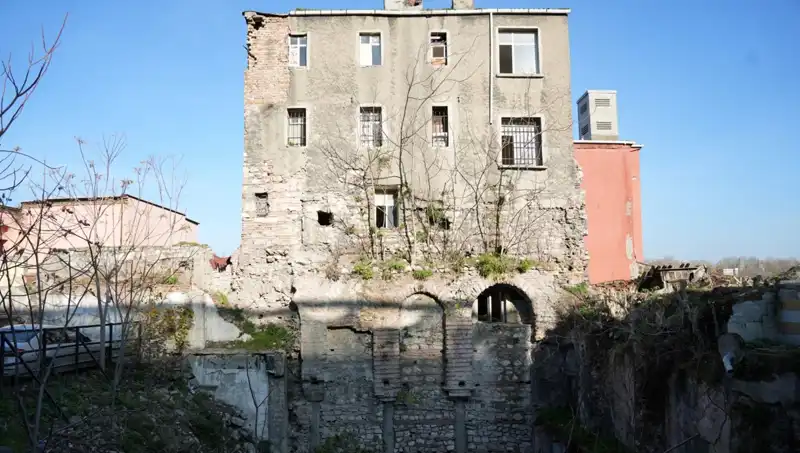 İstanbul’un Tarihinde Yüzyılları Aşan 1600 Yıllık Gizemli Bina