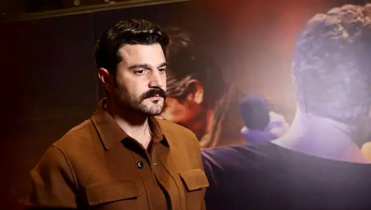 Murat Göğebakan: Kalbim Yaralı Oyuncuları ve Kadrosu ile Merak Uyandırıyor