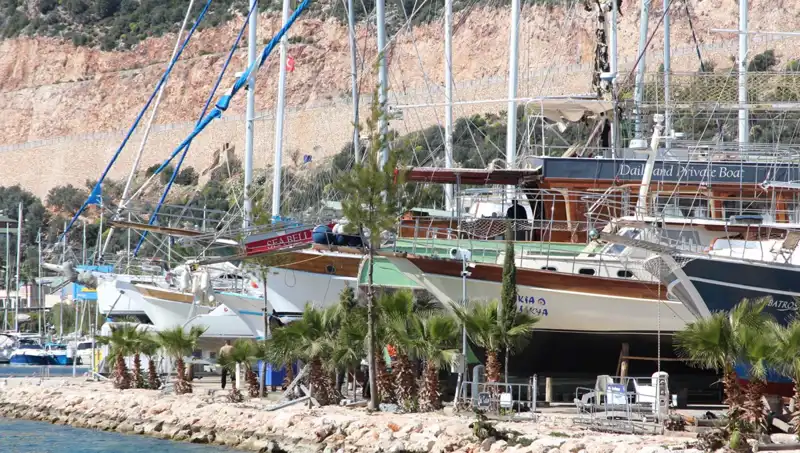Kaş’ta Gezi Tekneleriyle Yaz Tatili Heyecanı Başlıyor!