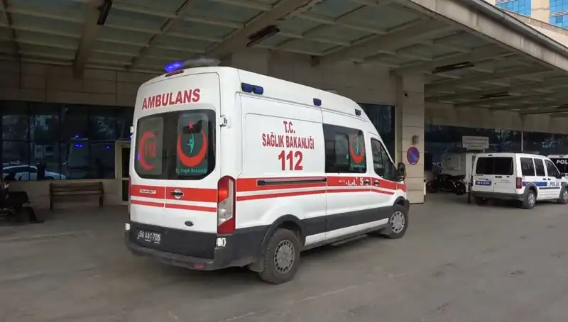 Bir Kadın, Birlikte Yaşadığı Adamı Bıçaklayarak Hayatının Dönüm Noktasını Yaşadı