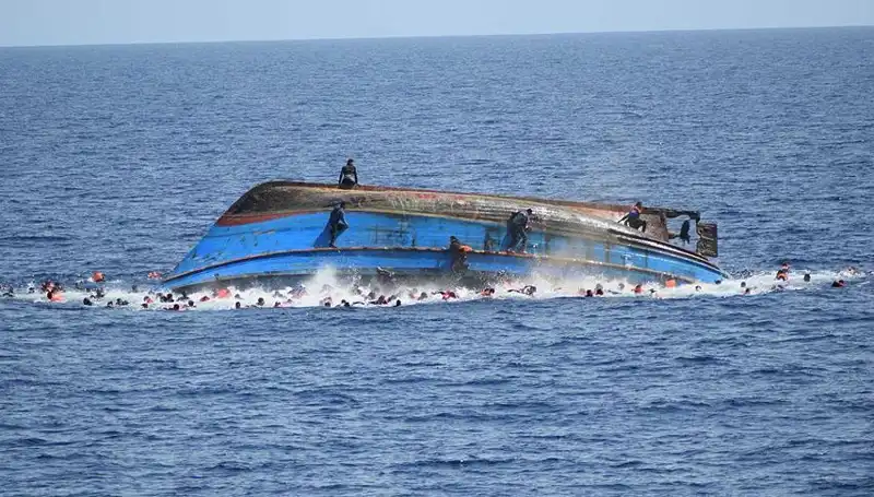 Filipinler’de Gemi Kazası: Alabora Olan Gemide 4 Kişi Hayatını Kaybetti