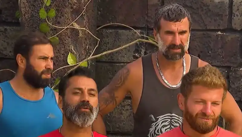 Survivor'da Sıra Dışı Gelişme: Beklenmedik Veda ve Birleşme Hayalleri