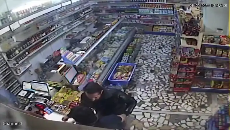Cezaevi Firarisi Markette Can Pazarı Yaşattı: Bıçakla Dehşet Saçtı