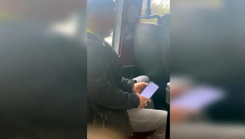 Minibüste Genç Kızı Taciz Eden Şahıs Yakalandı: Olayın Detayları Şok Edici!