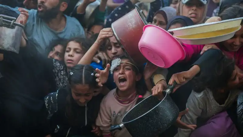 Gazze'deki Açlık Krizi: Un Stokları Tamamen Tükendi, Ne Olacak?