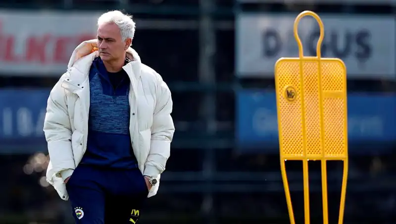 Fatura Mourinho'ya: Futbol Dünyasında Tartışmalar Devam Ediyor