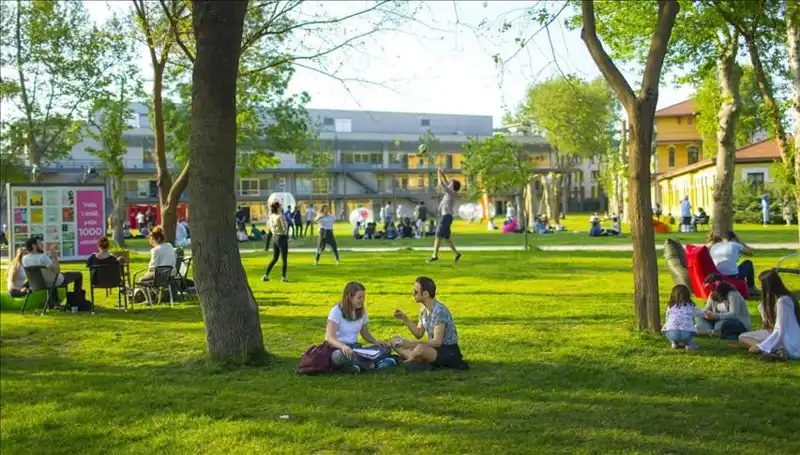 Can Holding'e Operasyon: Bilgi Üniversitesi ve Doğa Koleji Neden Büyülü Bir Merak Konusu Oldu?